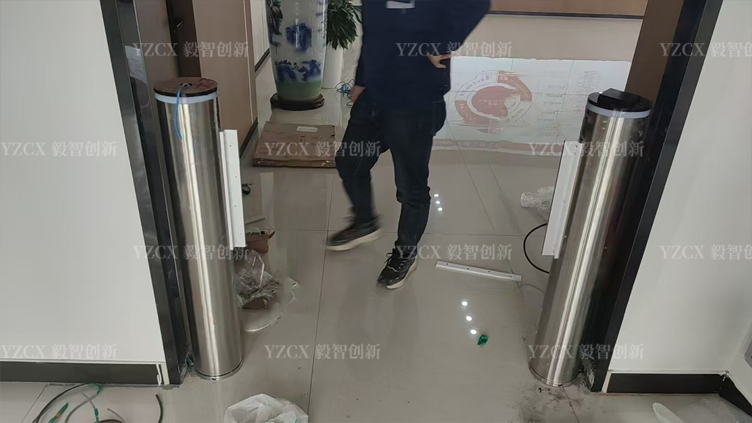 圆柱摆闸案例