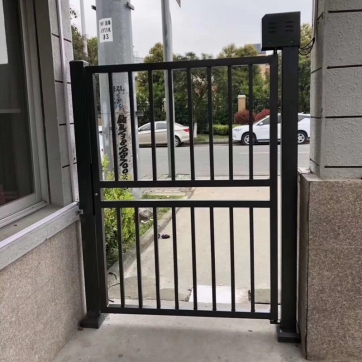 栅栏门